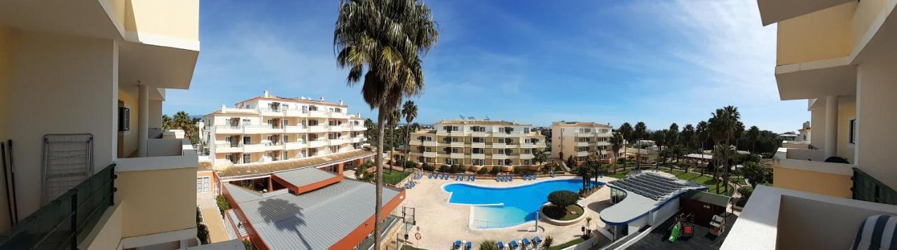 Vp Flat With Balcony And Pool View