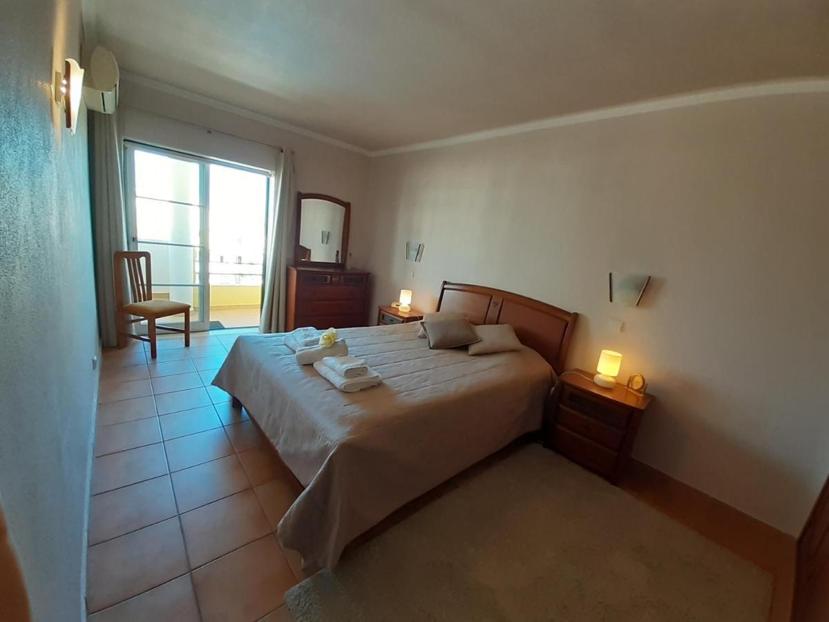 Vp Flat With Balcony And Pool View Alvor